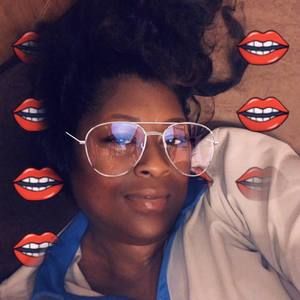 Meet your Posher, April